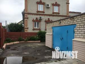 Дом 374м², 3-этажный, участок 8 сот.  