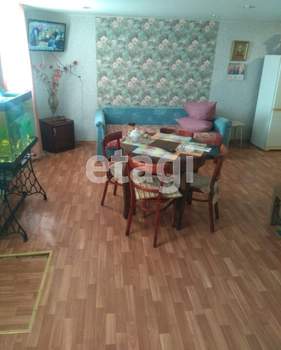 Дом 100м², 2-этажный, участок 6 сот.  