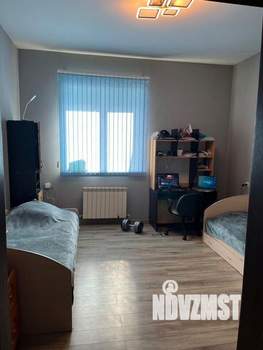 Дом 106м&sup2;, 2-этажный, участок 5 сот.  