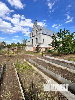 Дом 214м², 3-этажный, участок 9 сот.  