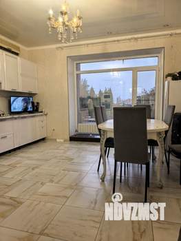 Дом 401м&sup2;, 4-этажный, участок 6 сот.  