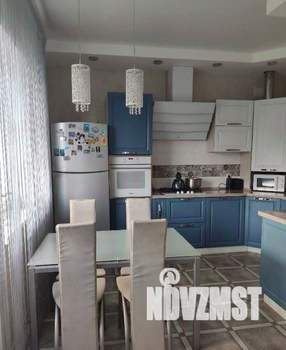 Дом 165м², 2-этажный, участок 5 сот.  