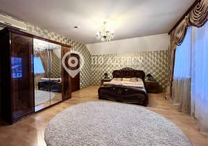 Дом 450м&sup2;, 2-этажный, участок 6 сот.  