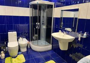 Дом 440м², 3-этажный, участок 7 сот.  