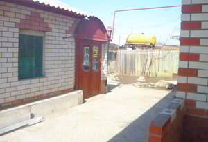 Дом 181м², 2-этажный, участок 10 сот.  