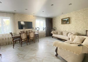 Дом 173м&sup2;, 2-этажный, участок 5 сот.  