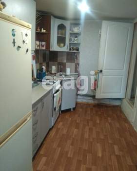 Дом 100м², 2-этажный, участок 6 сот.  