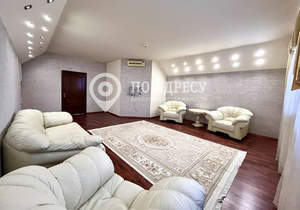 Дом 450м&sup2;, 2-этажный, участок 6 сот.  