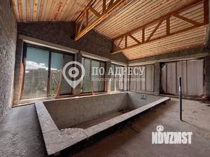 Дом 232м², 2-этажный, участок 10 сот.  