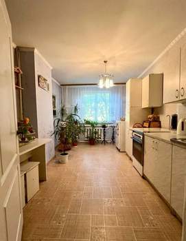 Дом 350м², 2-этажный, участок 13 сот.  