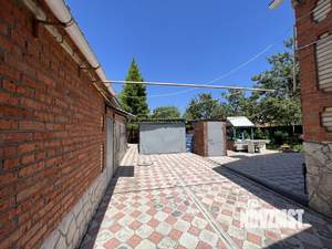 Дом 181м&sup2;, 3-этажный, участок 9 сот.  