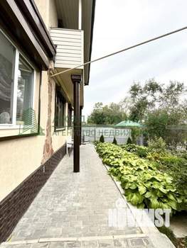 Дом 141м², 3-этажный, участок 8 сот.  