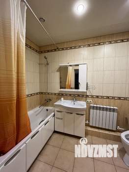Дом 248м², 2-этажный, участок 14 сот.  
