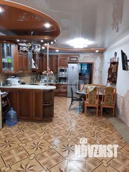 Дом 180м², 2-этажный, участок 8 сот.  
