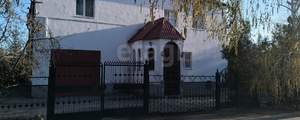 Дом 424м², 3-этажный, участок 20 сот.  
