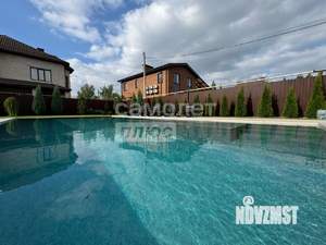 Коттедж 240м², 2-этажный, участок 10 сот.  