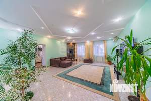 Дом 195м², 2-этажный, участок 6 сот.  