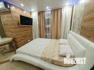 Студия квартира, посуточно, 45м2, 11/14 этаж