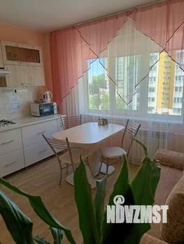 1-к квартира, посуточно, 40м2, 4/10 этаж