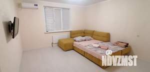 1-к квартира, посуточно, 48м2, 13/16 этаж