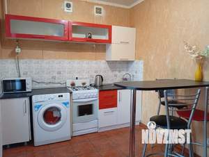 1-к квартира, посуточно, 42м2, 3/10 этаж