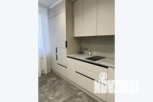 1-к квартира, посуточно, 38м2, 4/25 этаж