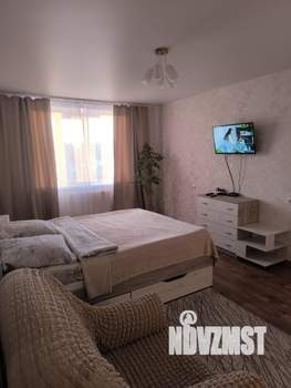 1-к квартира, посуточно, 43м2, 4/10 этаж