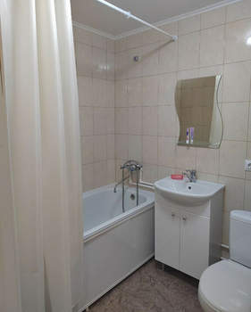 1-к квартира, на длительный срок, 42м2, 1/8 этаж