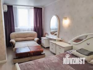 2-к квартира, посуточно, 59м2, 9/25 этаж