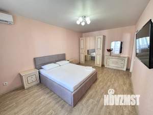 1-к квартира, посуточно, 40м2, 4/10 этаж