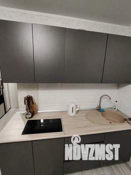 Студия квартира, посуточно, 18м2, 1/5 этаж