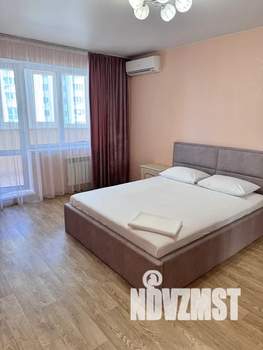 1-к квартира, посуточно, 40м2, 4/10 этаж