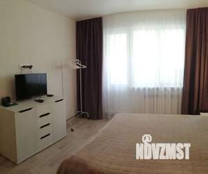 1-к квартира, посуточно, 40м2, 2/10 этаж