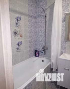 1-к квартира, посуточно, 40м2, 2/10 этаж