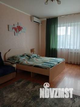 1-к квартира, посуточно, 42м2, 3/10 этаж