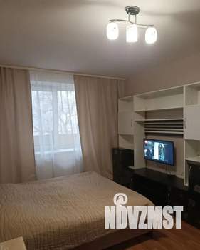 1-к квартира, посуточно, 42м2, 2/10 этаж