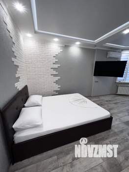 Студия квартира, посуточно, 40м2, 15/25 этаж