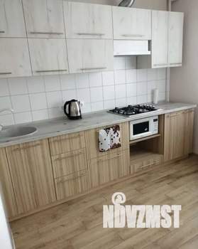 1-к квартира, посуточно, 40м2, 2/10 этаж