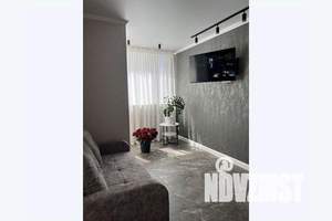 1-к квартира, посуточно, 38м2, 4/25 этаж