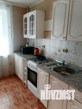 1-к квартира, посуточно, 38м2, 6/10 этаж