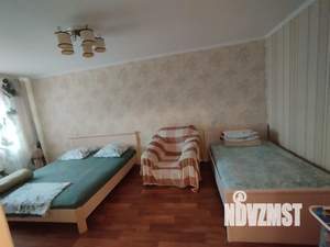 1-к квартира, посуточно, 43м2, 2/10 этаж