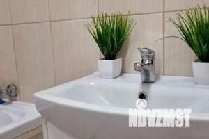 1-к квартира, посуточно, 10м2, 22/26 этаж