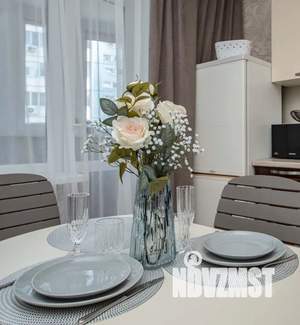 1-к квартира, посуточно, 42м2, 7/10 этаж