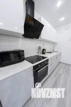 1-к квартира, посуточно, 40м2, 16/25 этаж