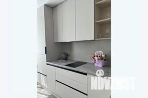 1-к квартира, посуточно, 38м2, 4/25 этаж