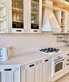 3-к квартира, на длительный срок, 115м2, 7/10 этаж