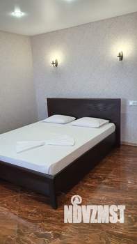 Студия квартира, посуточно, 40м2, 8/10 этаж