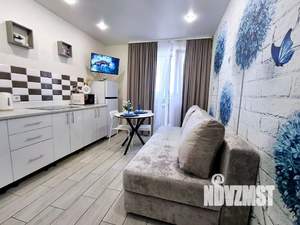 1-к квартира, посуточно, 40м2, 13/25 этаж