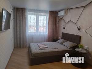 1-к квартира, посуточно, 39м2, 6/10 этаж