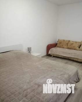 1-к квартира, посуточно, 40м2, 2/10 этаж